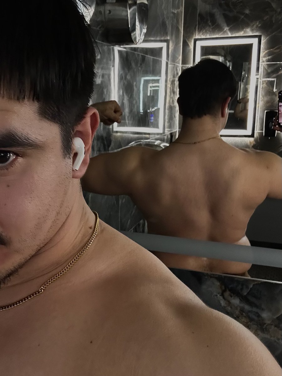 _4erick's tweet image. deep tissue massage when?