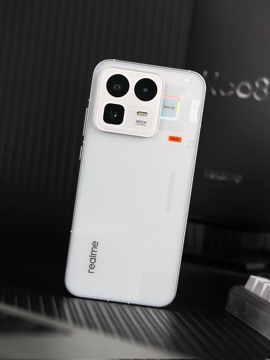 TechAlertNow's tweet image. 📱 Realme Neo8 🤍
#realme #realmeNeo8 #Neo8
