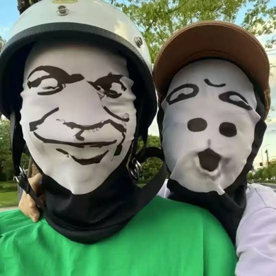 ruparipi_'s tweet image. Feel safer when going out at night with this 😌