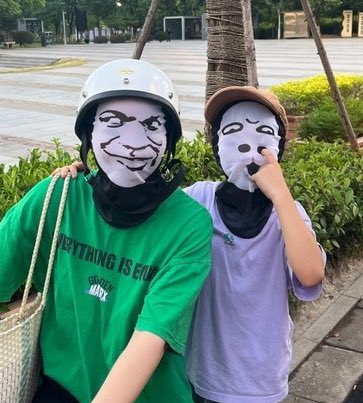 ruparipi_'s tweet image. Feel safer when going out at night with this 😌