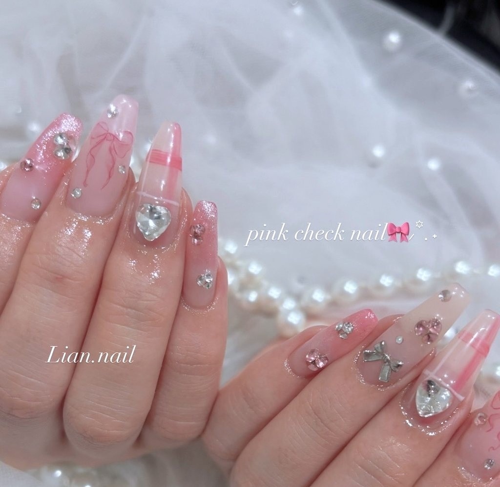 nailbookjp's tweet image. やっぱピンクネイルがいちばん可愛いっ💗🎀