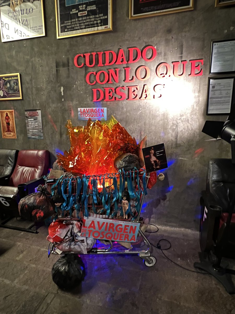 Asistimos a la función especial de LA VIRGEN DE LA TOSQUERA película imperdible basada en dos relatos de Mariana Enríquez. Estreno jueves 22 de enero 🍿🔥
