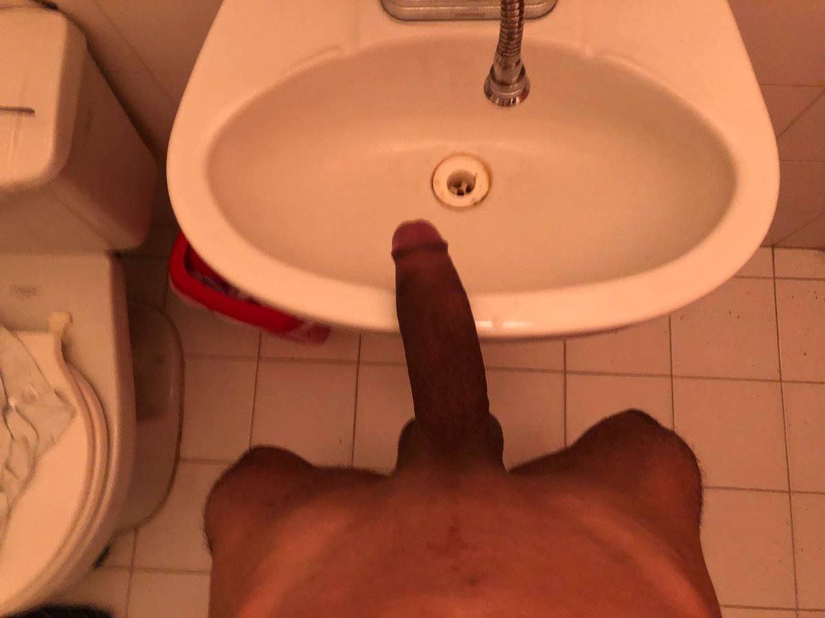 itsxander23's tweet photo. ¿Quién va a querer todo esto? 🥵

#bigdick #nude #porn #gay https://t.co/tWQj62Z2Yf