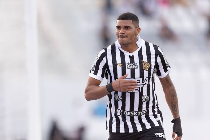 Göztepe'miz, Ponte Preta forması giyen Jeh’le anlaşma sağladı.

Resmi imzaların atılması bekleniyor.