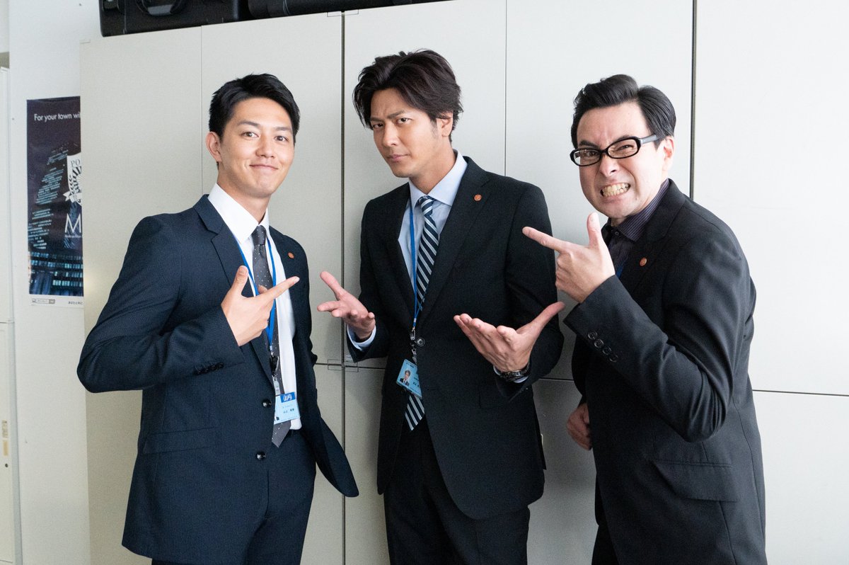kintori_tvasahi's tweet photo. 📸 劇場版 #キントリ オフショット

モツナベ＆山上
殺人犯捜査第一係トリオをパチリ✨

Instagramでは別カットをUP！

🚨劇場版「#緊急取調室 THE FINAL」
🎬大ヒット上映中！
#速水もこみち #鈴木浩介 #工藤阿須加 https://t.co/Z6WgkBUzf7