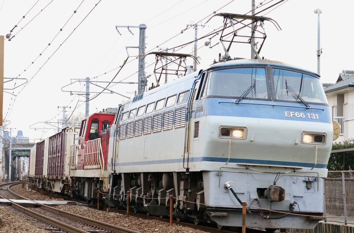 masike7's tweet photo. １／１５
2077レ
EF66 131＋ムドDD200‐5 https://t.co/Ezd6SXicO1