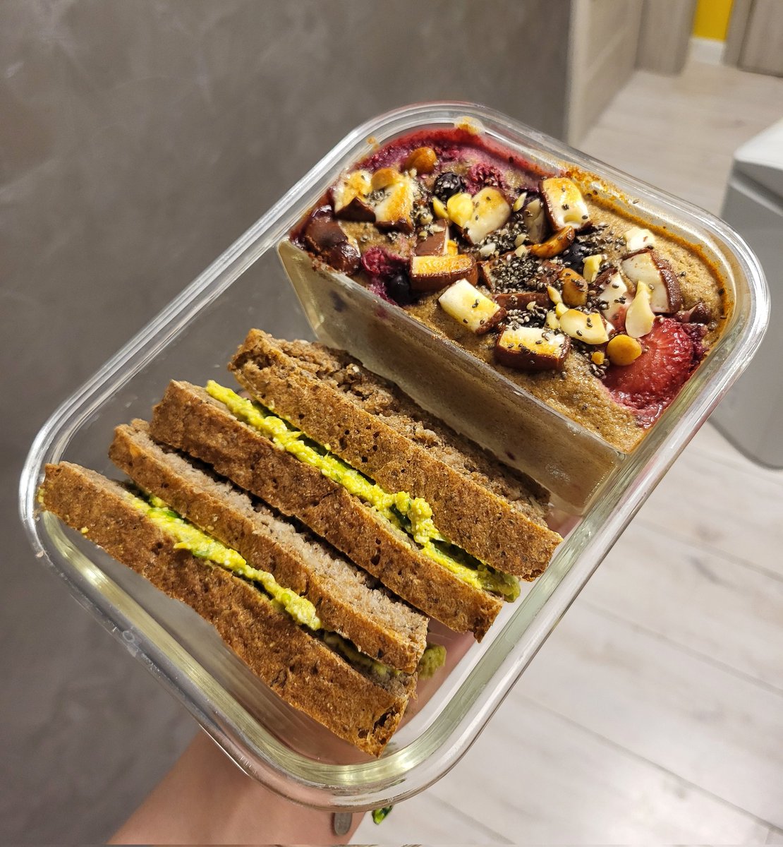 Vicek Lisek ๐ธ๐ฆ tweet media