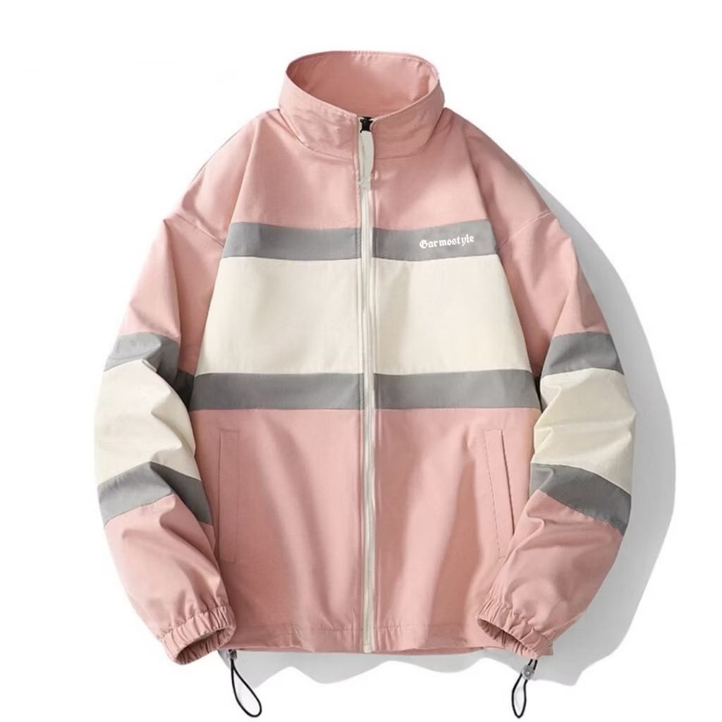 binnssi2's tweet image. Varsity jacket for rainy days 🌧️💯