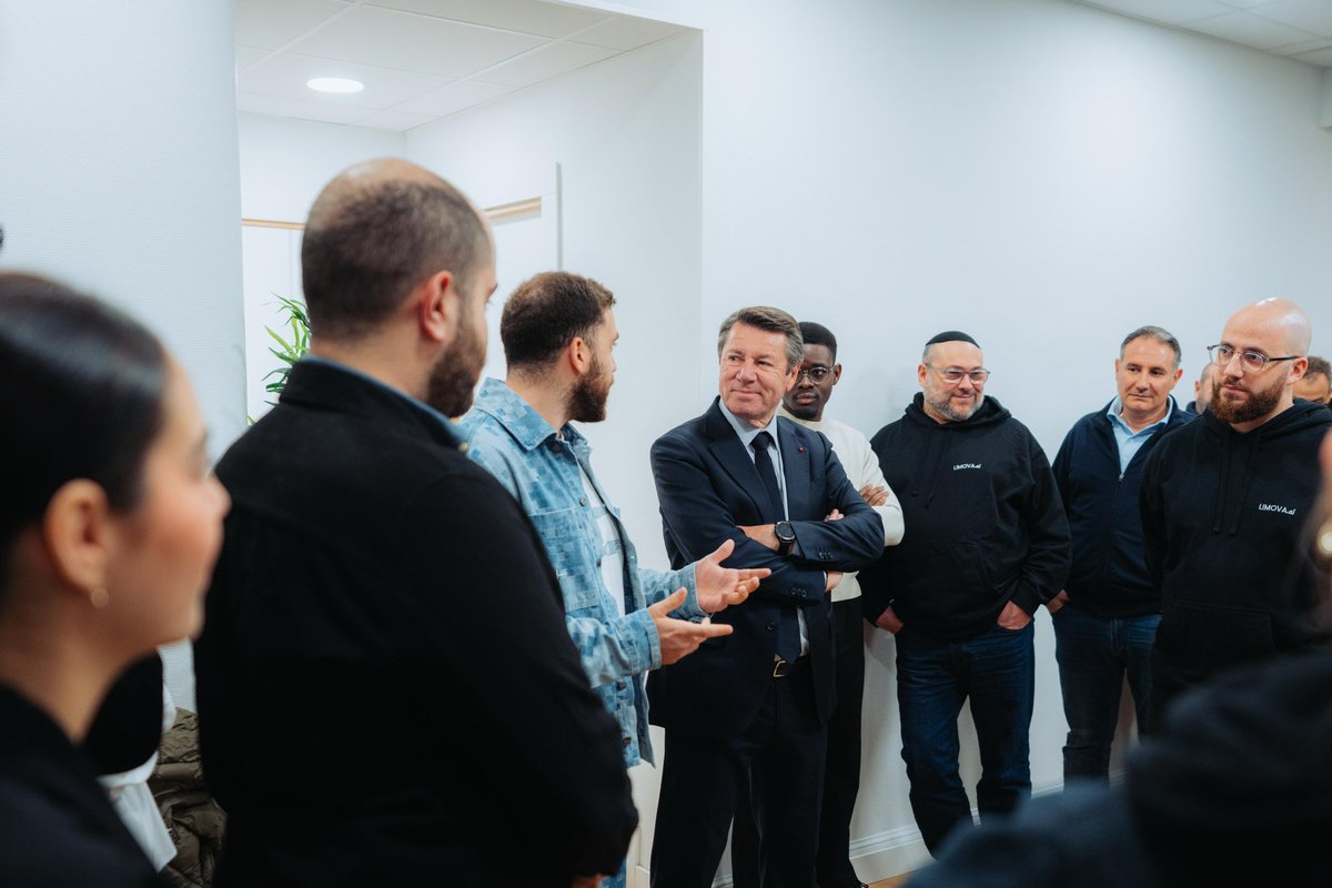 Christian Estrosi tweet media