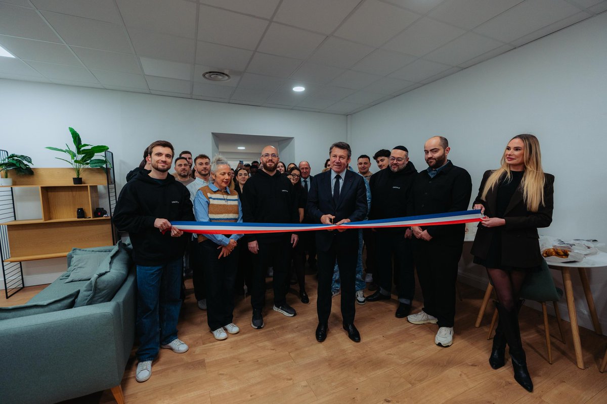 Christian Estrosi tweet media