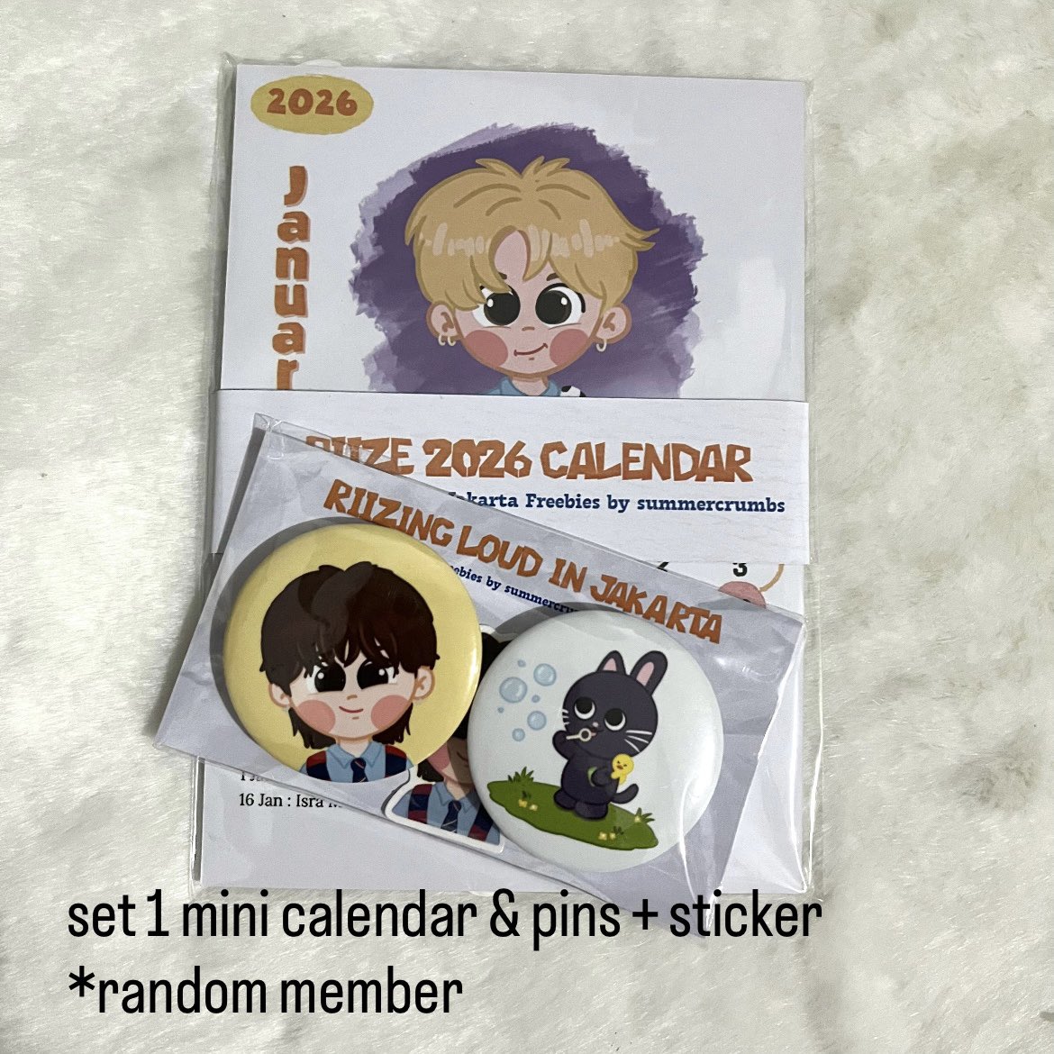 summercrumbs's tweet image. 🎸RIIZING LOUD in Jakarta Online Freebies🎸 by @summercrumbs

how to claim?
— rt &amp;amp; like this post
— for ina briize only
— write ur @ when you checkout
— 1 person = 1 set
— set 6k (no refund)
— claim on 20 Jan [19.00 WIB] link on reply TBA
— tag me if you get the freebies