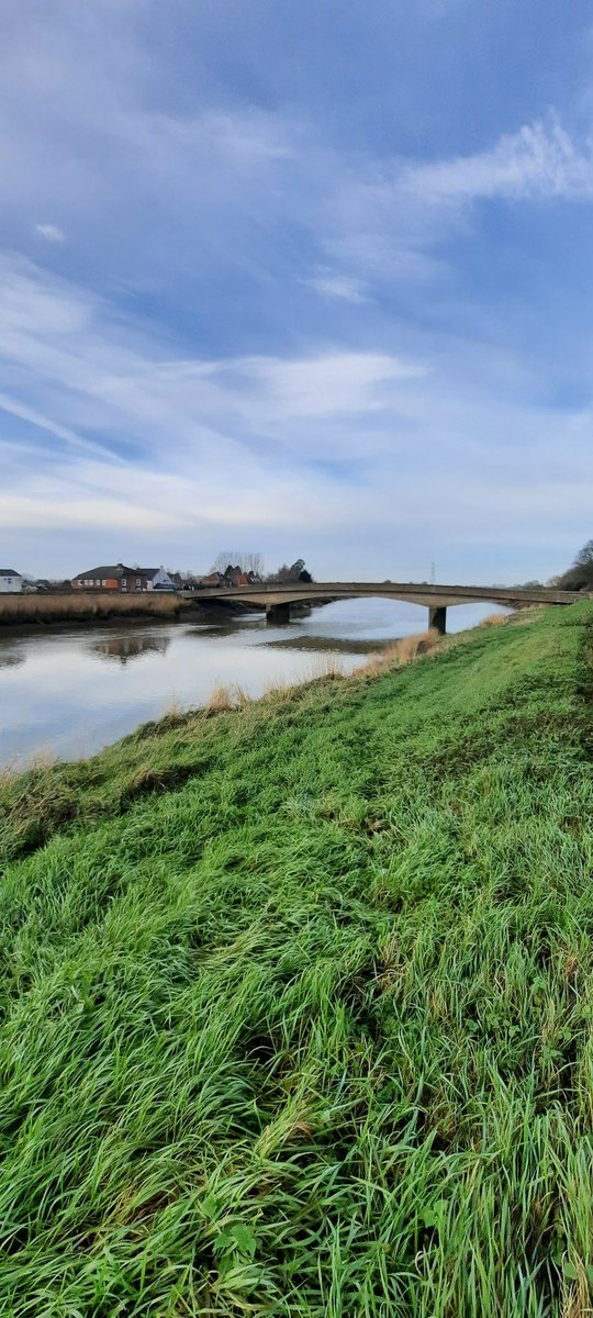 mycathardy's tweet image. A better view of the bridge over the River Great Ouse #rivers #bridges