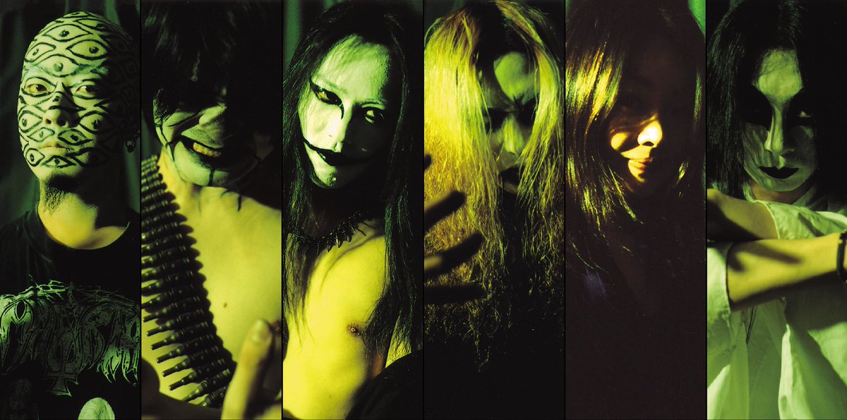 zrdgmd's tweet image. ！拡散お願いします！
自分が20代のころ参加していたブラックメタルバンド「凶音（まがね）」の2枚のアルバム（99年、03年）がリマスター再発。ディスクユニオン傘下のBTHレーベルより、3月25日リリース。
爆走ブラックメタルに、日本神話、雅楽、祝詞の要素をブチ込んだ異形のサウンド。乞う御期待。