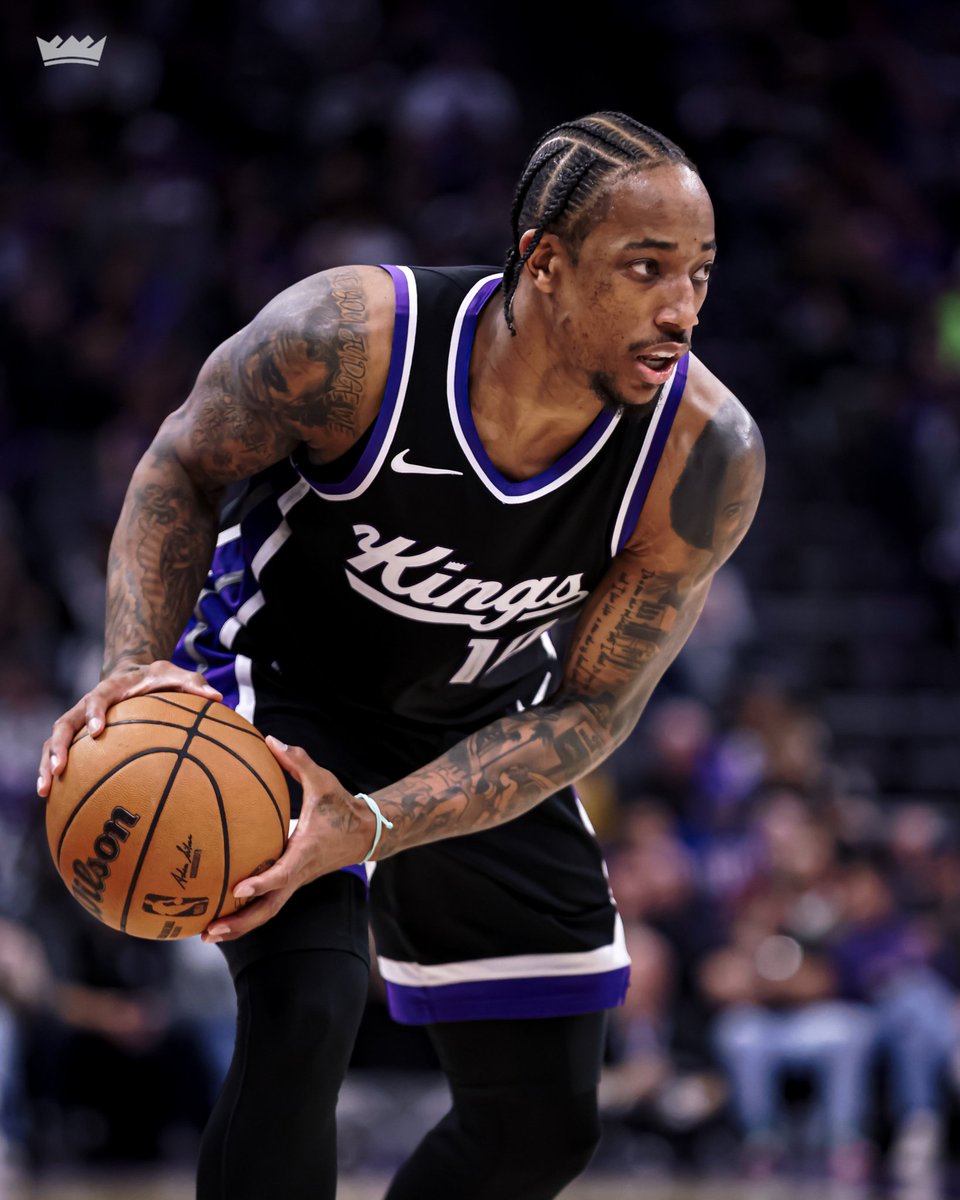 DeMar DeRozan vs Knicks : 

• 27 PTS 
• 6 REB 
• 5 AST 
• 7-16 FG 
• 1 STL 

Victoire des Kings 112-101 ☑️