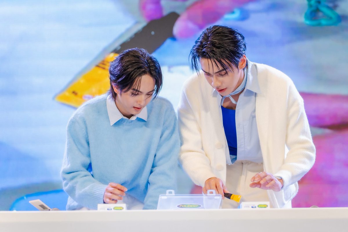 BeWithCeeyou's tweet image. ขอบคุณพี่ๆ Polident ที่ชวนน้องภีมกับน้องคอปเปอร์ไปร่วมงาน และมาแชร์รูปน่ารักๆ จากงานที่ผ่านมาให้ได้ชมกันด้วยนะคะ 🩵🤍

POLIDENT X PEEMWASU COPPER
#เคลียร์รีมั่นใจแบบโปรxBUS 
#COPPERdechawat #PEEMWASU