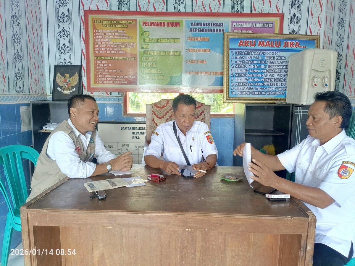 JoyMahfud5799's tweet photo. SEMARAK HDN 2026;
Bersama desa, kita wujudkan pembangunan yang berkeadilan
@prabowo
@gibran_tweet
@YandriSusanto
@ArizaPatria
@kemendespdt
@bpsdmkemendesa
@dpmdjatim
#HariDesaNasional2026
#BangunDesaBangunIndonesia
#DesaTerdepanUntukIndonesia
#BhaktiPendampingDesa
#TPPJawaTimur https://t.co/GlirlI3t9F