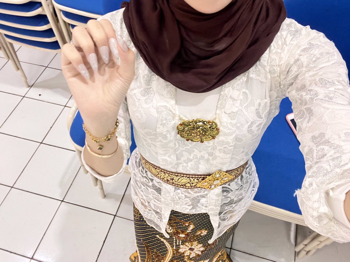 mycattye's tweet photo. hajatan akuntanshitt, bukan akuu☺️🖐🏻 https://t.co/l5x0ILfopE