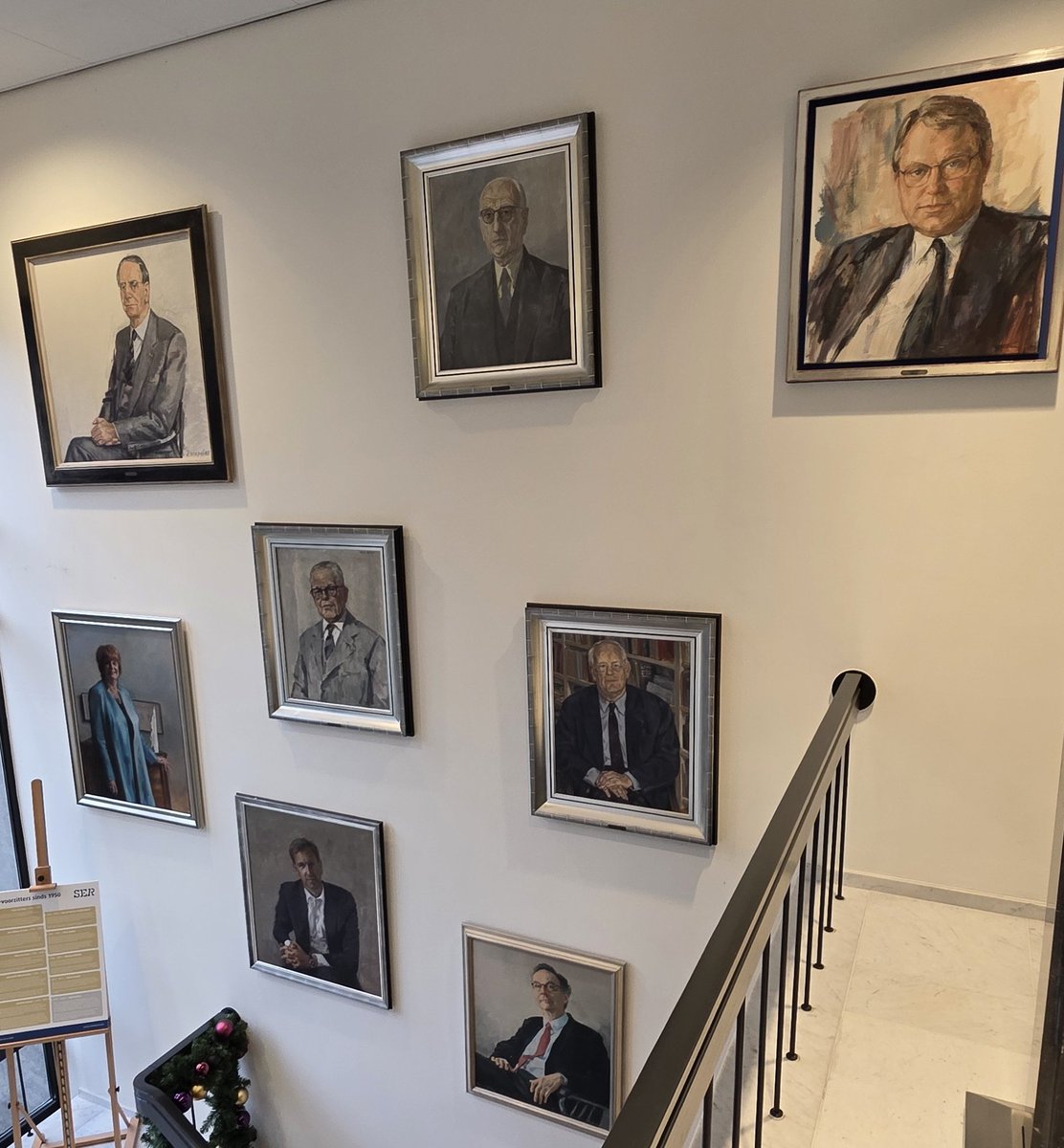 michieldijkman's tweet image. Kennismakingsgesprek met o.a. de wnd. directeur van de @SER_NL namens @EconomicBoards Nederland.

#arbeidsmarkt #levenlangontwikkelen #economie