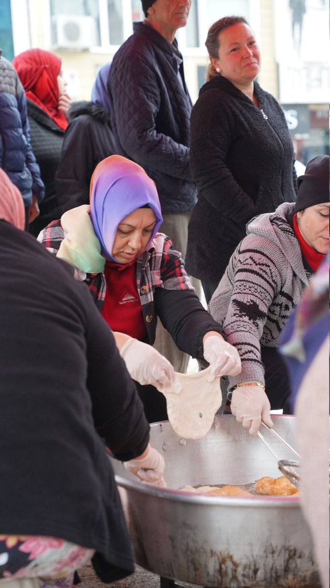 Manevi coşkularımızın kültürel izinde;
Ortak duygularımızın peşindeyiz, birlikte mutluyuz.🌙 

#MiraçKandilimiz mübarek olsun