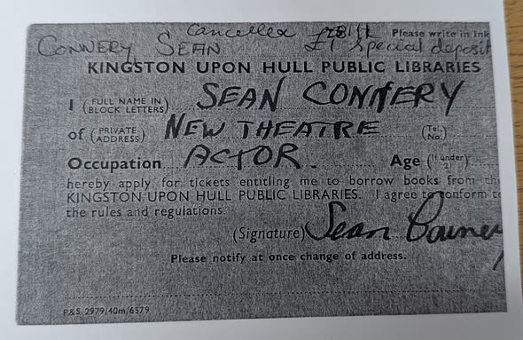 hull_libraries's tweet photo. We have discovered this photocopy (oh, we wish we had the original!) of a library card issued to a young actor in 1959. You may recognise the name as he went on to be a world famous film star A little research led us to the production he appeared @NewTheatreHull https://t.co/rTYzSQqPjT