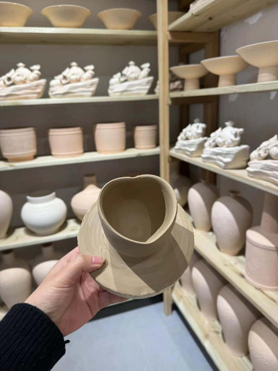 RunJunko722's tweet image. 今日は時間があったので、かわいいカップとボウルを自分で作りました