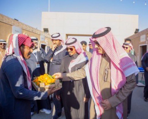K_almiadih's tweet photo. محافظ #حوطة_بني_تميم المكلف الأستاذ خالد بن عبدالعزيز بن خنين ، يزور مهرجان طويق الشتوي الذي تنظمه بلدية حوطة بني تميم بالشراكة مع مجموعة وضوح الرؤية.
#شتاء_طويق #وضوح_الرؤيه https://t.co/2sDESN5xap