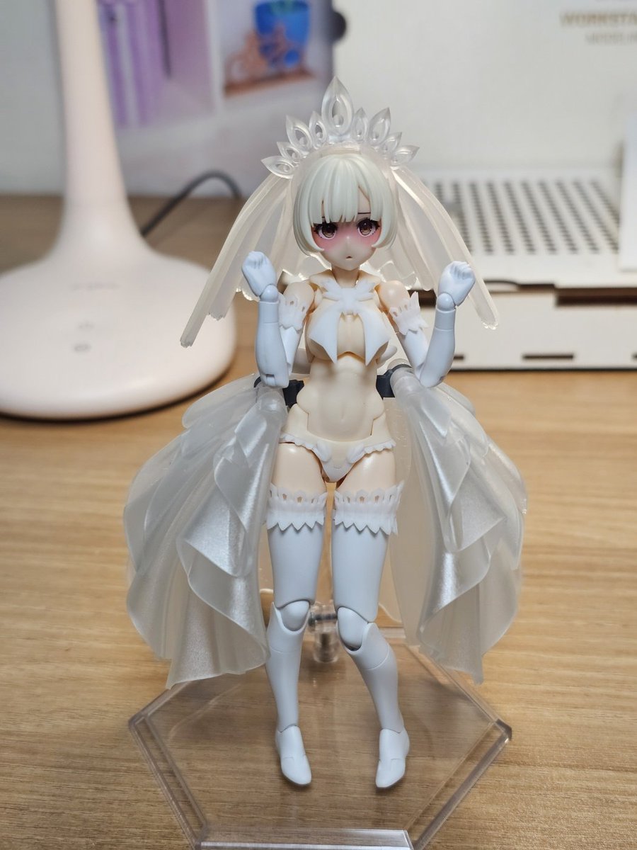 일하기싫어으어엌 tweet media