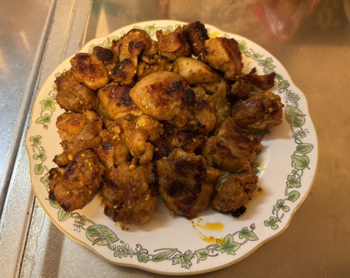 関東炊きと昨日のタンドリーチキンです^_^
今日主人が、カニ詐欺にあいかけました😱
電話番号を載せたいけどやめときます。
いきなり、前に購入いただいたんですが、から始まりキャンセル電話したらめっちゃ逆ギレ
被害多いです。お気をつけください。