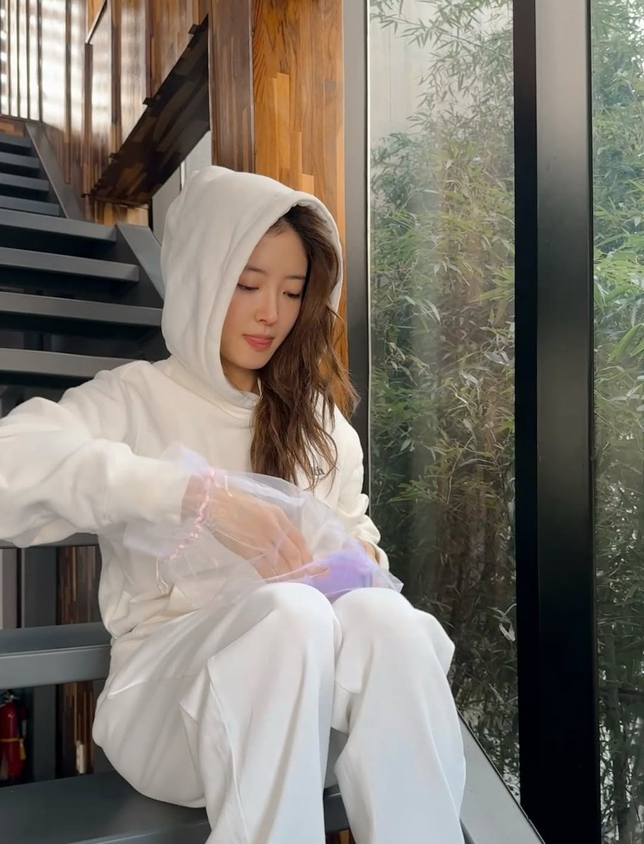 lsyfanclub's tweet image. 【260115 貼文更新】
@seyoung0703

#이세영
#배우이세영
#李世榮
#leeseyoung 
#イセヨン