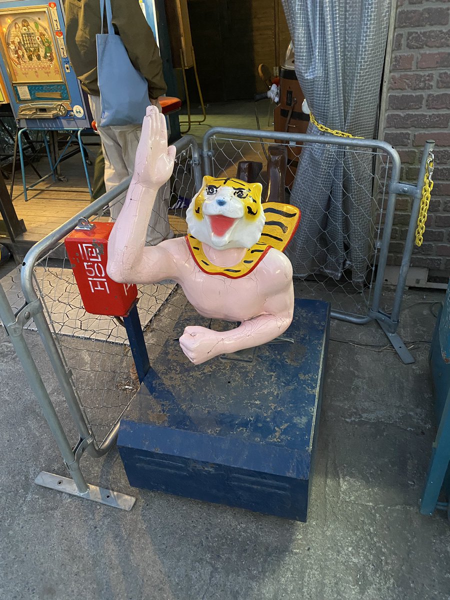 俺はこれから違う飲み屋に行くこともできるし、カラオケに行くこともできるし、ラーメンを食べに行くこともできる。そういう選択肢のある時間が本当に幸せ（まあ今日はまっすぐ帰るんですが…）