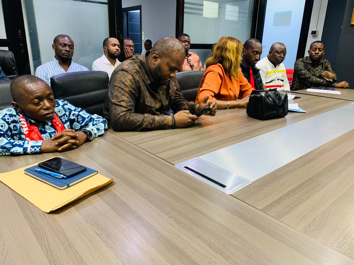 FEsunge's tweet photo. 🚨🚨🚨FÉDÉRATION NATIONALE DES JEUNES (FNJ)
Il s’est tenu ce mercredi 14 janvier 2026 sous la direction du 1er Vice-président  @RemyBongungu     une réunion du Bureau de la FNJ élargie aux Coordonnateurs et Chefs de départements.  L'homme de KIFAKIYO. https://t.co/53DOg8dHL4
