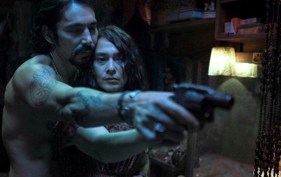 iPopBase's tweet image. First look at Sha Ine Febriyanti and Abimana Aryasatya in Netflix’s ‘Secrets.’