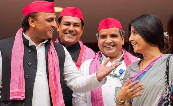 MPDharmendraYdv's tweet photo. सहजता और सौम्यता की प्रतीक, समाजवादी विचारधारा की सशक्त आवाज़ और महिला सशक्तिकरण की प्रतीक सपा सांसद आदरणीय डिंपल यादव जी को जन्मदिन की हार्दिक शुभकामनाएँ। सार्वजनिक जीवन में रहते हुए भी उनकी विनम्रता, गरिमा और संवेदनशीलता उन्हें विशिष्ट पहचान देती है। वे न सिर्फ़ राजनीति में महिलाओं की सार्थक भागीदारी का प्रतीक हैं, बल्कि यह भी दिखाती हैं कि नेतृत्व संवेदनशीलता और दृढ़ता के साथ कैसे किया जाता है। समाजवाद के मूल्यों को व्यवहार में उतारते हुए वे पीडीए (पिछड़ा-दलित-अल्पसंख्यक) की सामाजिक एकता, सम्मान और अधिकार की राजनीति को मजबूती देती हैं। उनका व्यक्तित्व यह भरोसा जगाता है कि सामाजिक न्याय, समानता और महिला सशक्तिकरण ही लोकतंत्र की असली ताक़त हैं।