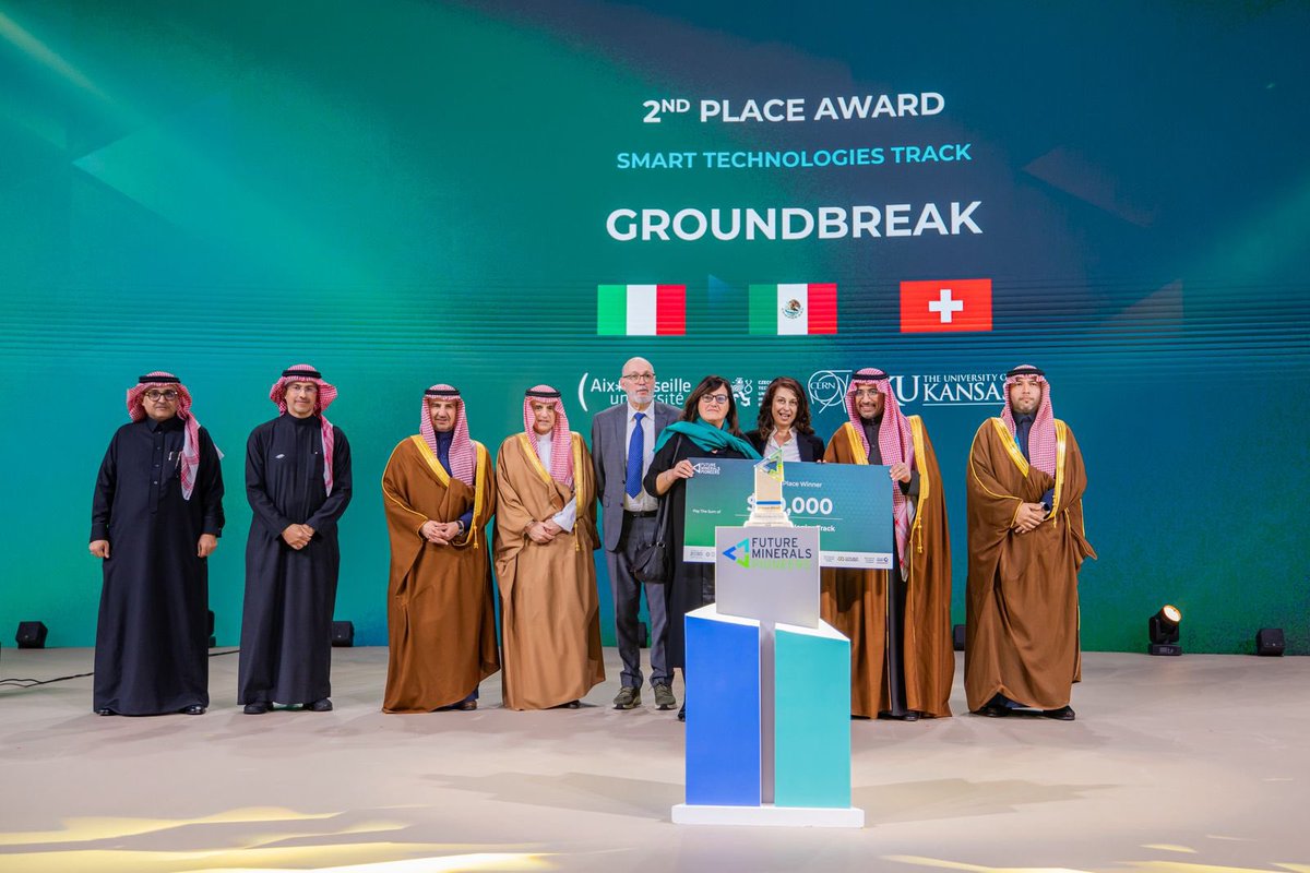 من الأفكار إلى الحلول، ومن التحديات إلى الفرص.. سعدنا بتكريم الفائزين في المنافسة العالمية للابتكار في المعادن ضمن #مؤتمر_التعدين_الدولي.