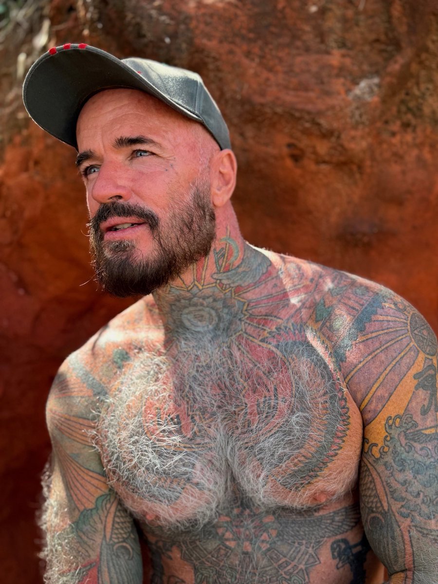 arijhunter's tweet image. It’s been a while.