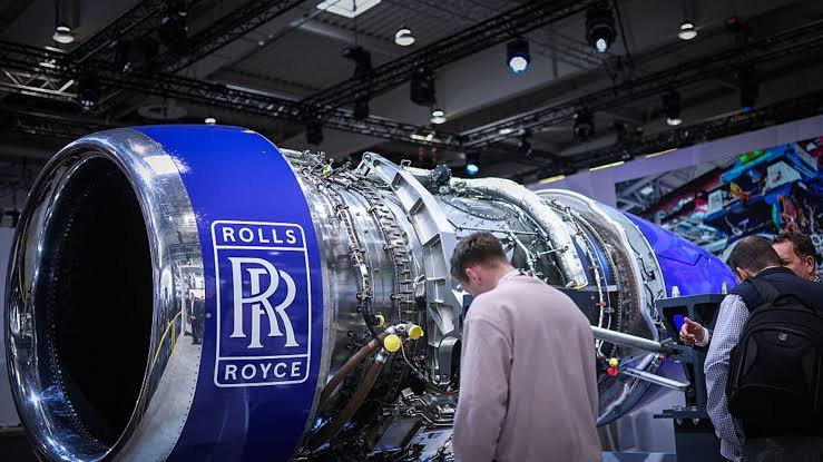 🚨 BIG BREAKING 

Rolls-Royce plans to position India as its third “HOME MARKET”, expanding focus on jet engines, naval propulsion, &amp; advanced engineering 🔥