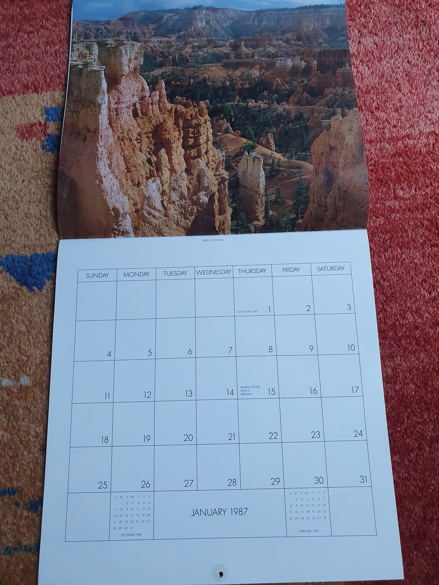 Moin am #ThrowbackThursday mit #Kalender|gleichheit: oft schadet Aufheben nicht. Da 2026 dem Jahr 1987 entspricht, hängt dieser amerikanische Kalender 📅  jetzt wieder. Und zudem ist dort für heute vermerkt: Geburtstag von Martin Luther King.