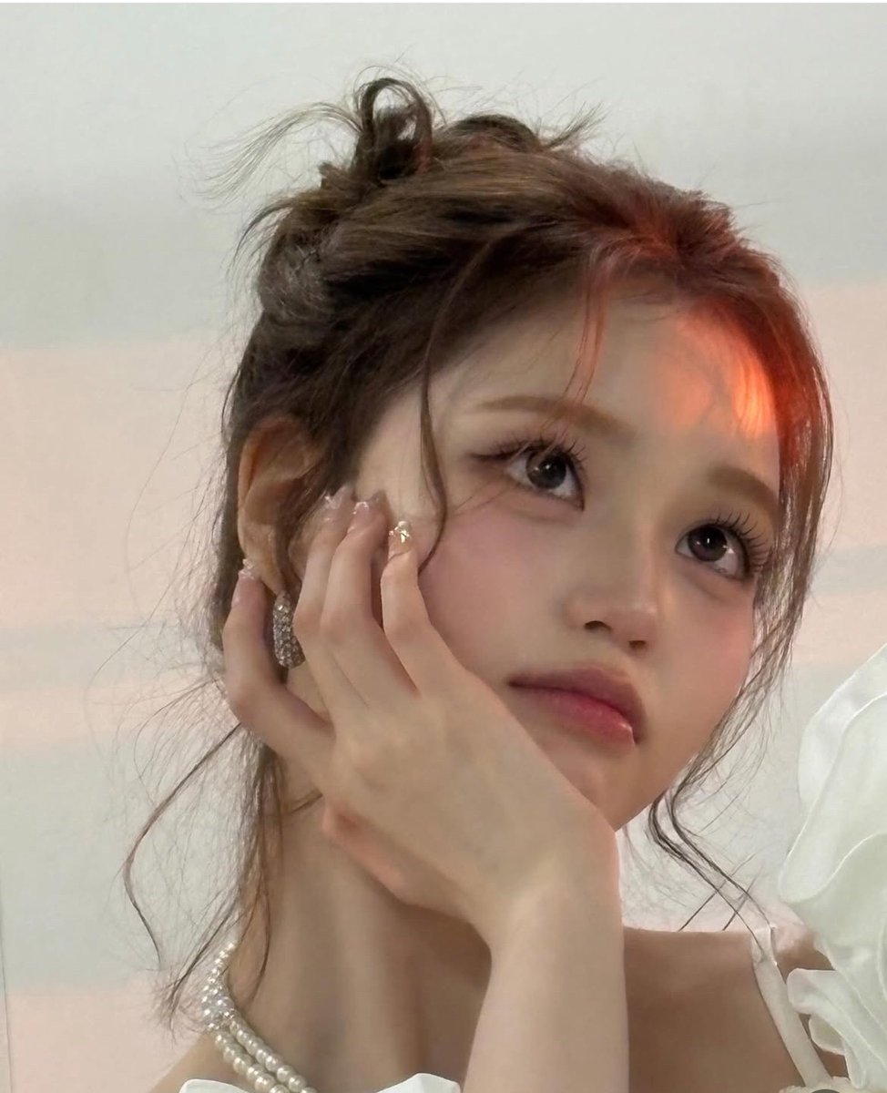 vblackraven's tweet image. 最近気づいた男ウケが爆上がりする三角ゾーンの埋め方はこれ⇩