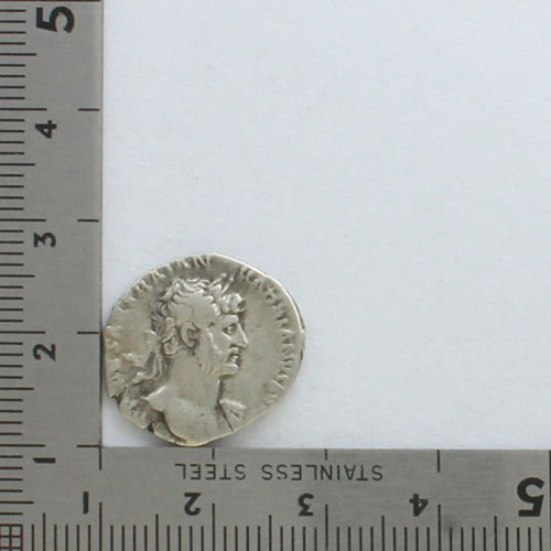 ローマ帝国 デナリウス銀貨 ハドリアヌス帝／ユースティティア女神