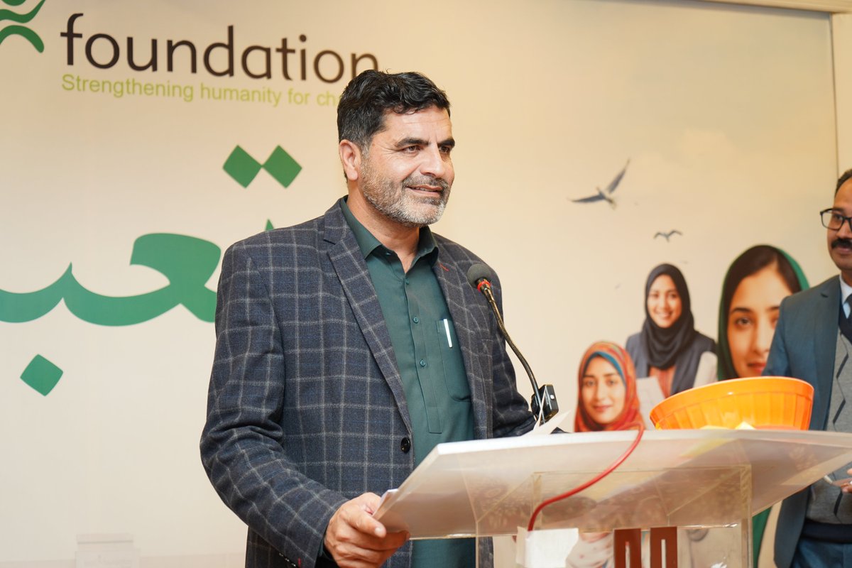 READPak's tweet photo. Strong conversations happen when students get access to the right people and the right platform. A powerful on-stage moment that will stay with our future doctors for long.
#FutureDoctors #READFoundation #MainHoonTabeer https://t.co/4qRxUUslxV