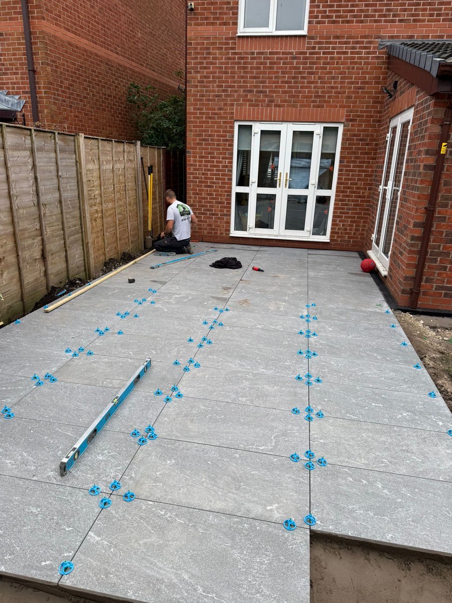 Landscape World tweet media