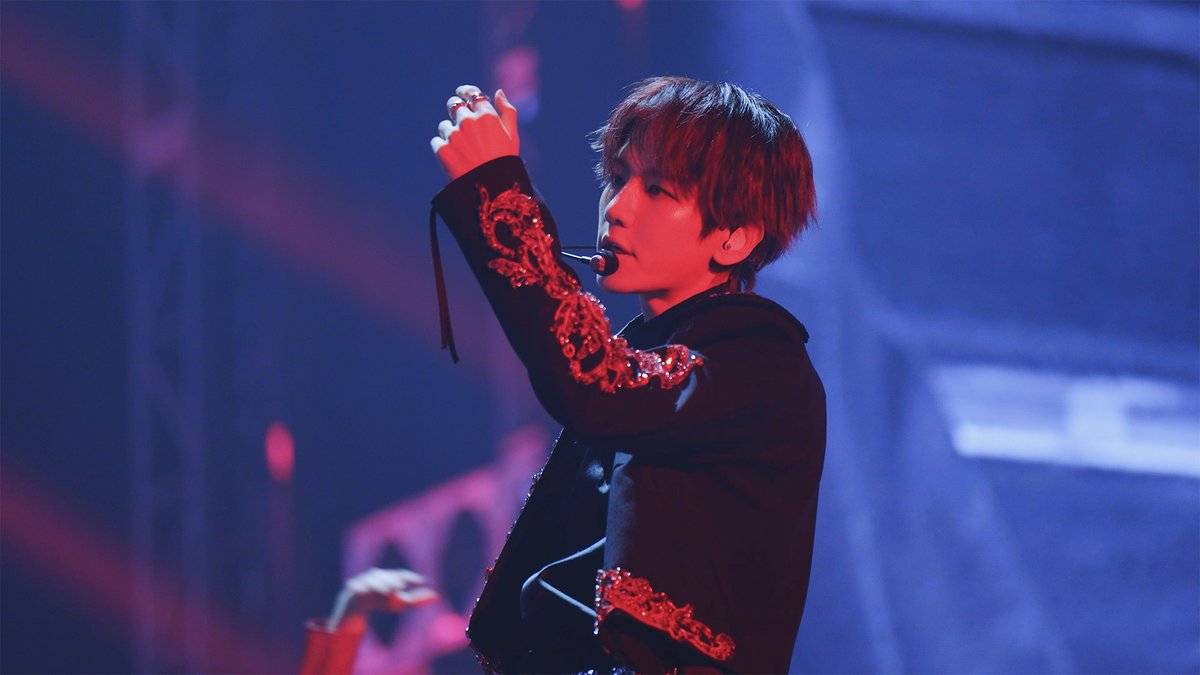 백현 (BAEKHYUN) 'Cold Heart' + 'Psycho' Stage Video｜2025 BAEKHYUN WORLD TOUR 'Reverie [dot]'

youtu.be/L9063UbAJ2Q

#백현 #BAEKHYUN #Reverie #ReverieTour #Reveriedot #ColdHeart #Psycho