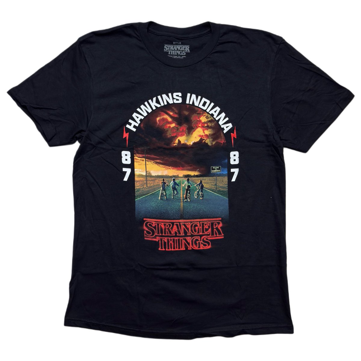 RebornBKK's tweet image. 🏚️ STRANGER THINGS - HAWKINS 008 (BLACK)
งานลิขสิทธิ์แท้ 100% ลายสวย คมชัด ทรงสวยใส่ง่าย ใครหาเสื้อวง/เสื้อซีรีส์คูลๆ อยู่ จัดด่วน!

💰 729 ฿ (ส่งฟรีทั่วไทย)
🔖 Official Merch | Tag: Screen
👕 S M L XL 2XL

📦 พร้อมส่ง | 📸 รูปจริง | 📩 ทัก DM ได้เลยครับ!

#STRANGERTHINGSMERCH