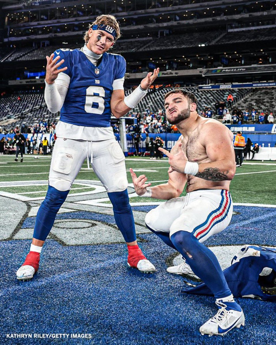 AdamSchefter's tweet image. How Giants fans are feeling this morning: