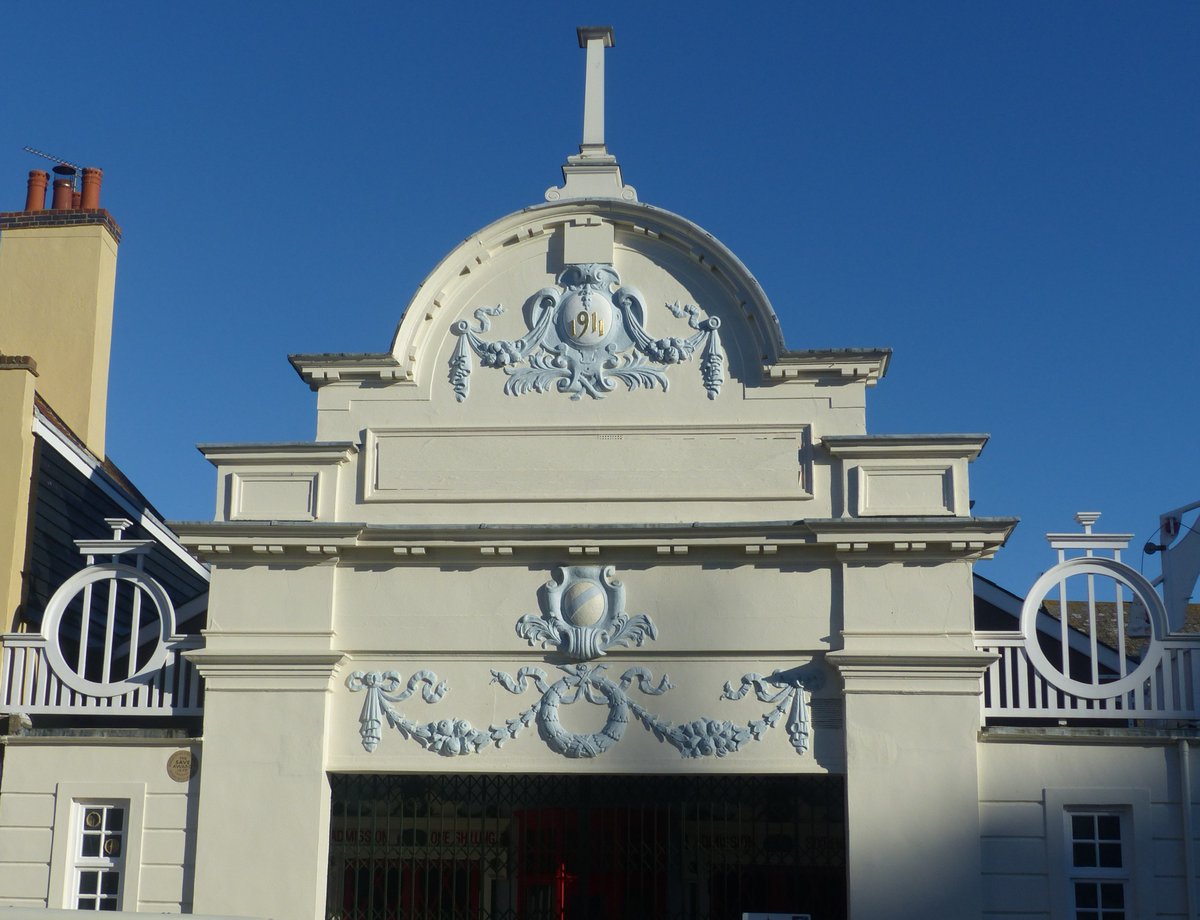 Essex100Publications tweet media