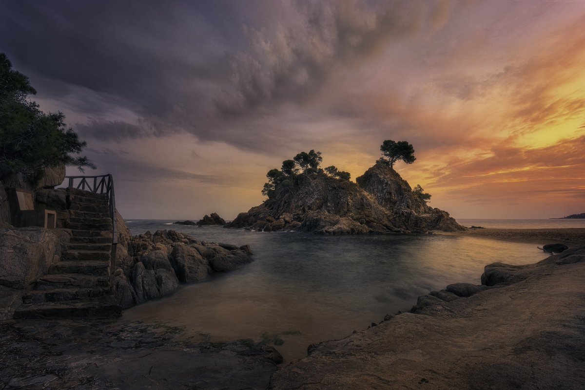 jontcphoto's tweet image. Nos quedan 2 plazas para el taller fotográfico del 21 de febrero en COSTA BRAVA.
Estaremos Fina León y un servidor llevándote a rincones guapísimos para hacer salida y puesta de sol y ruta durante el día.
Te animas?  jontcphoto.com