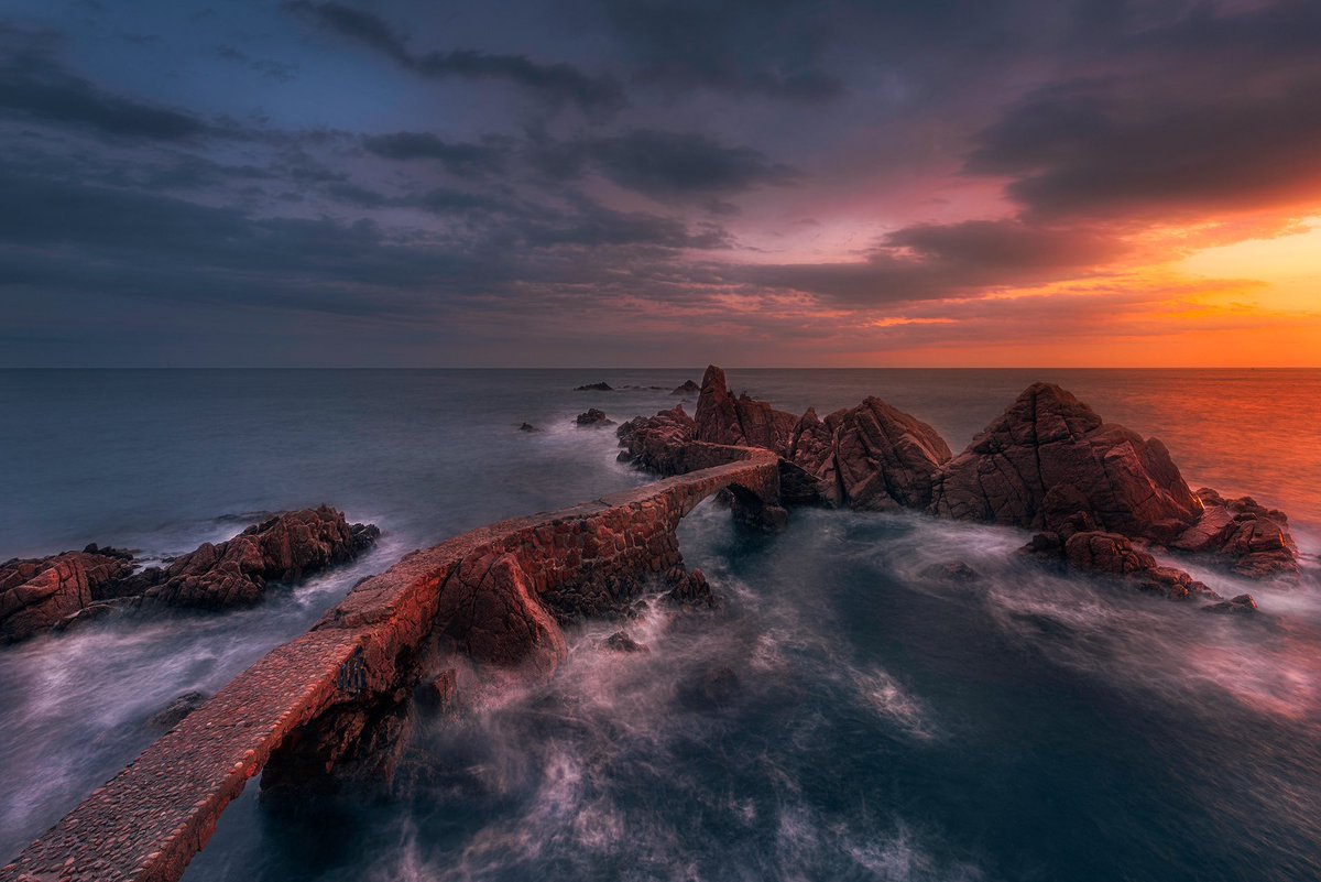 jontcphoto's tweet image. Nos quedan 2 plazas para el taller fotográfico del 21 de febrero en COSTA BRAVA.
Estaremos Fina León y un servidor llevándote a rincones guapísimos para hacer salida y puesta de sol y ruta durante el día.
Te animas?  jontcphoto.com