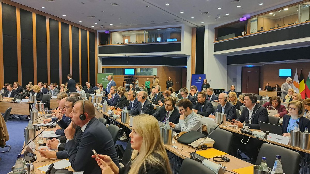 Cyprus Parliament 🇨🇾🇪🇺 tweet media