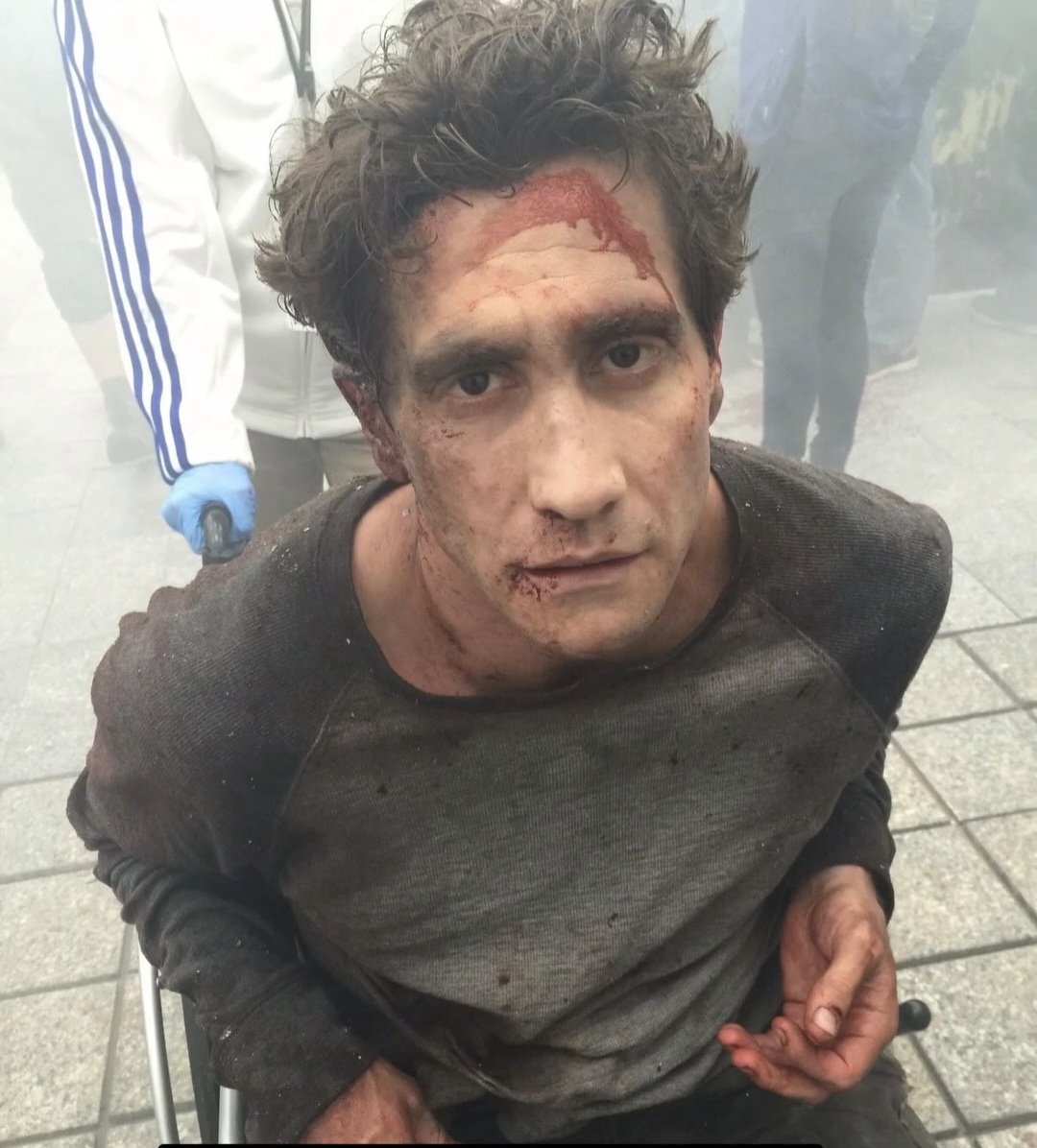 SilviaMJakeGy's tweet image. From #stronger's set. #JakeGyllenhaal