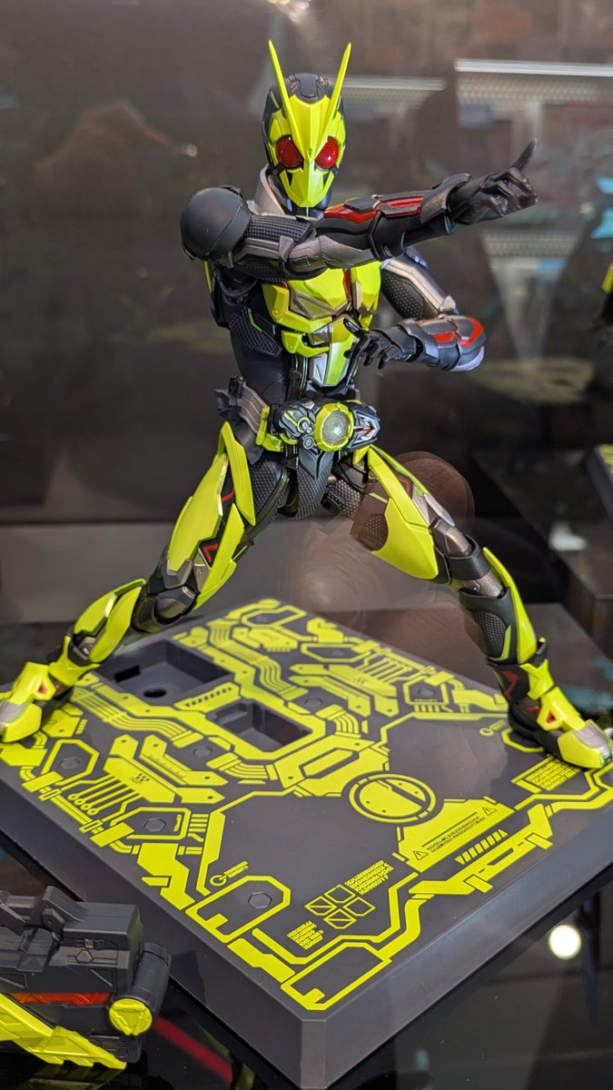 後色々。ザブングルも全話見たし、ダンバインもいつかアニメ見たいわね